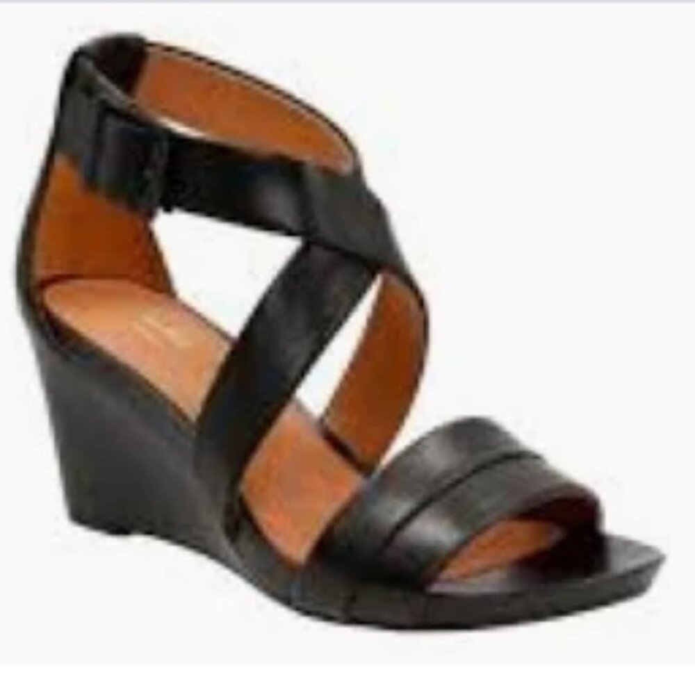 Clarks Women's Acina Newport Black 7.5
